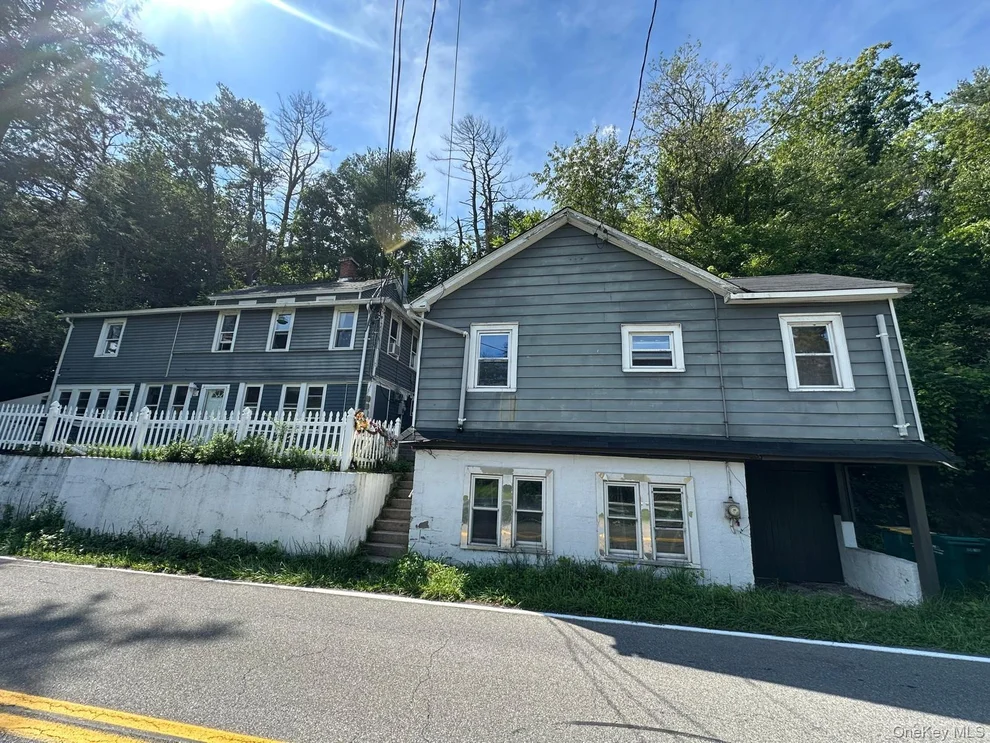 Unit for sale at 348-354 Binnewater Road, Rosendale, NY 12401