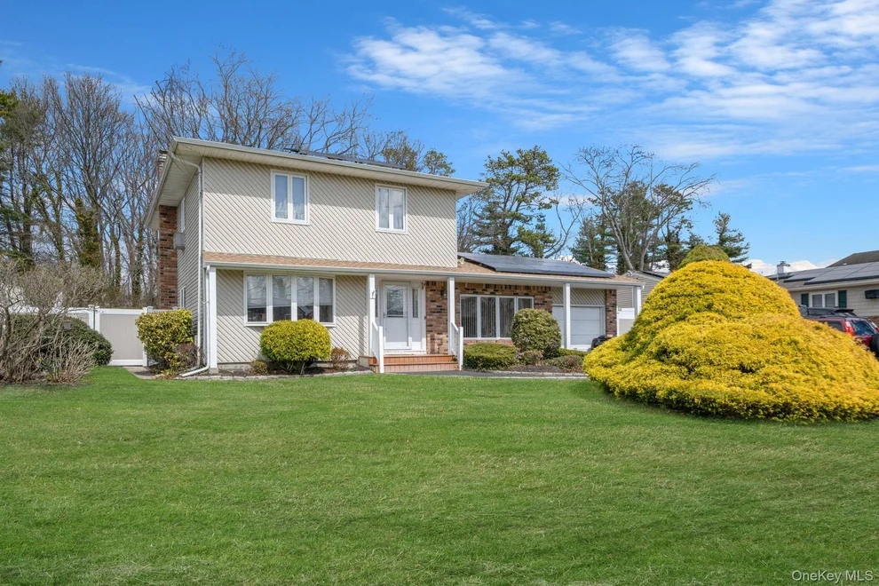 Unit for sale at 51 Wexford Drive, Islip, NY 11769
