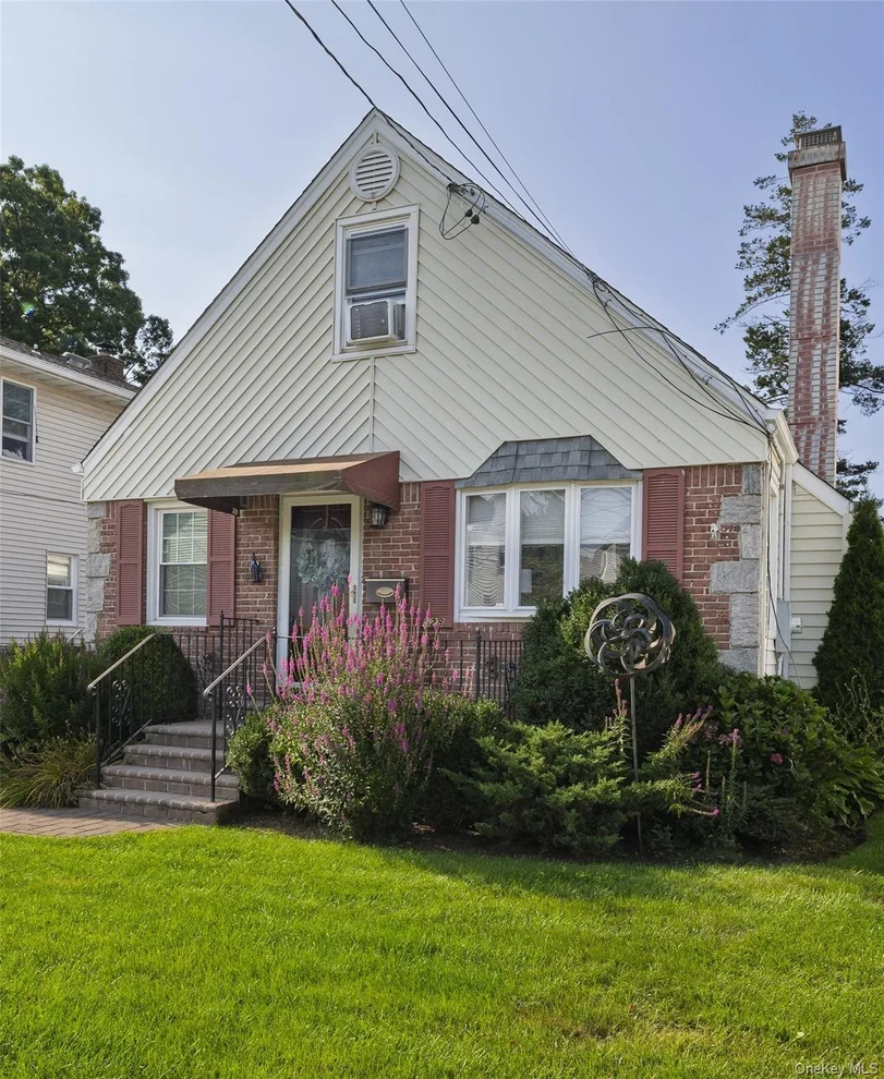 Unit for sale at 528 Stratford Road, Hempstead, NY 11550