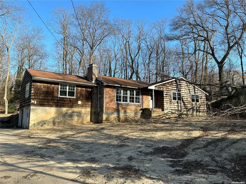 Unit for sale at 65 Quaker Path, Brookhaven, NY 11790