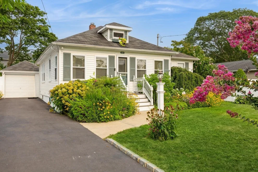 Unit for sale at 109 Roosevelt Avenue, Islip, NY 11782