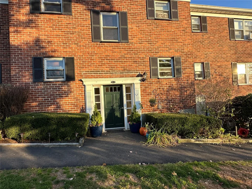 Unit for sale at 135-5 S Highland Avenue, Ossining, NY 10562