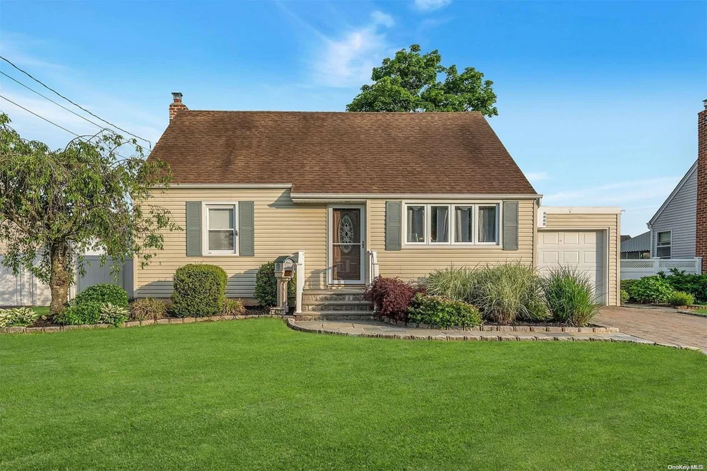 Unit for sale at 432 18th Street, Babylon, NY 11704
