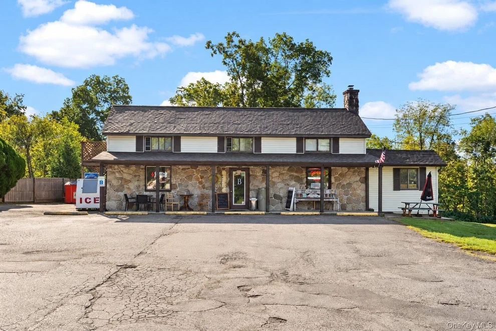 Unit for sale at 1218 Burlingham Road, Shawangunk, NY 12566