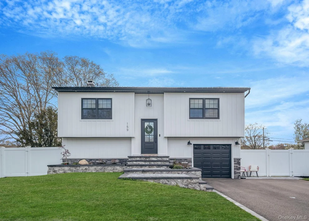 Unit for sale at 159 Nimbus Road, Islip, NY 11741