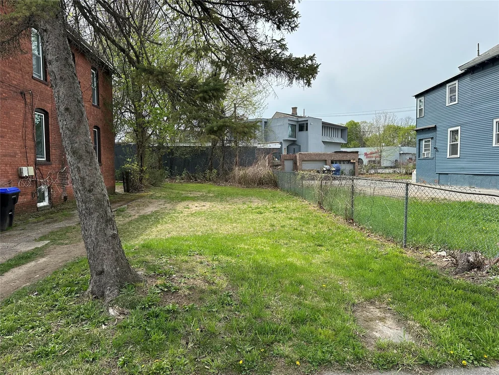 Unit for sale at 202 N Hamilton Street, Poughkeepsie, NY 12601