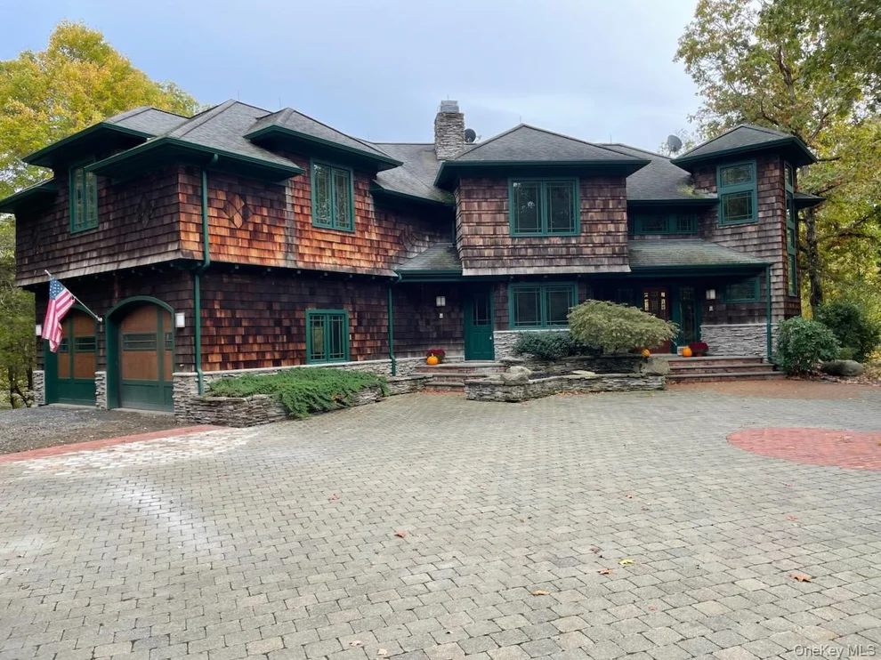 Unit for sale at 243 Hawleys Corners Road, Lloyd, NY 12528