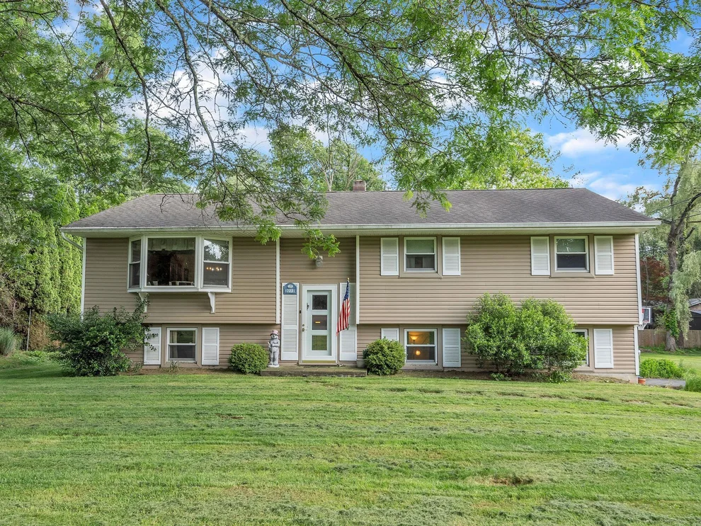 Unit for sale at 723 New Paltz Road, Lloyd, NY 12528