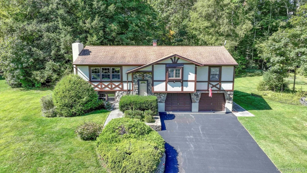 Unit for sale at 2 Myers Lane, Hyde Park, NY 12538