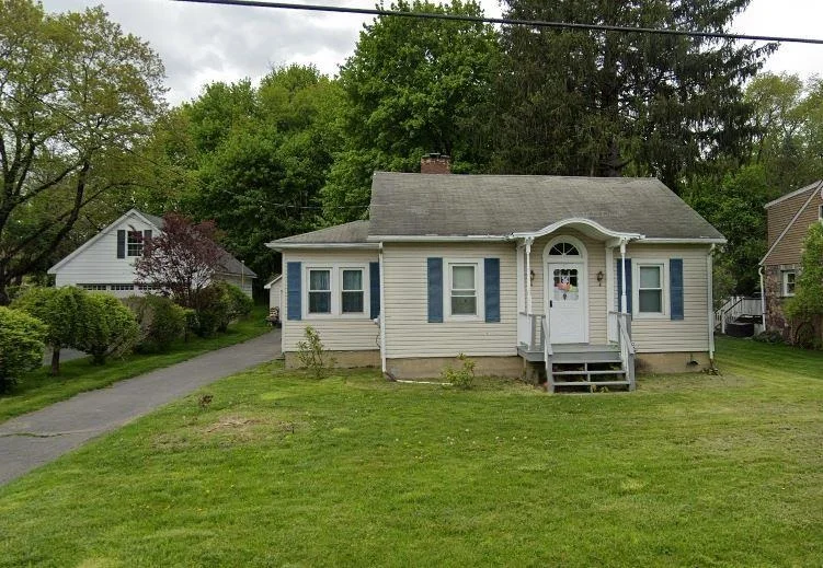 Unit for sale at 17 Rose Place, Woodbury, NY 10917