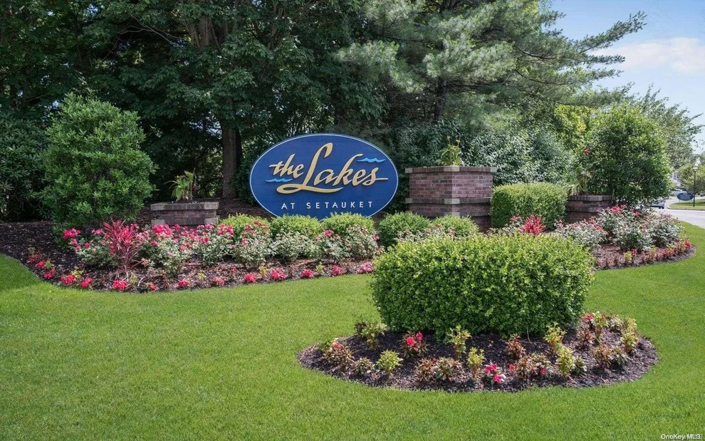 Unit for sale at 91 Erin Lane, Brookhaven, NY 11733