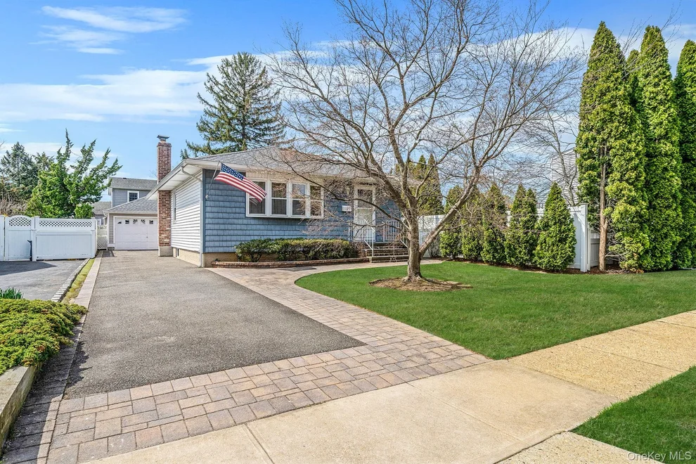 Unit for sale at 45 Cedar Drive, Oyster Bay, NY 11758