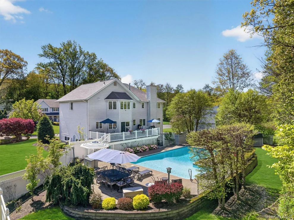 Unit for sale at 303 Bliss Lane, Clarkstown, NY 10989