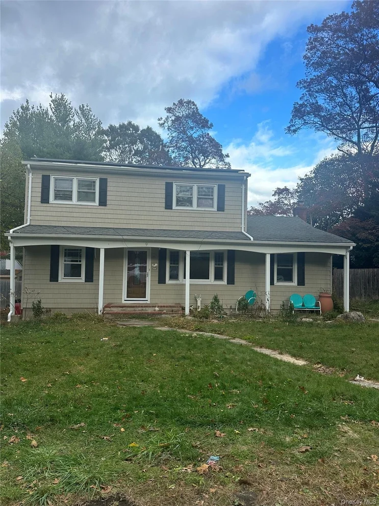 Unit for sale at 9 Phoenix Road, Brookhaven, NY 11778
