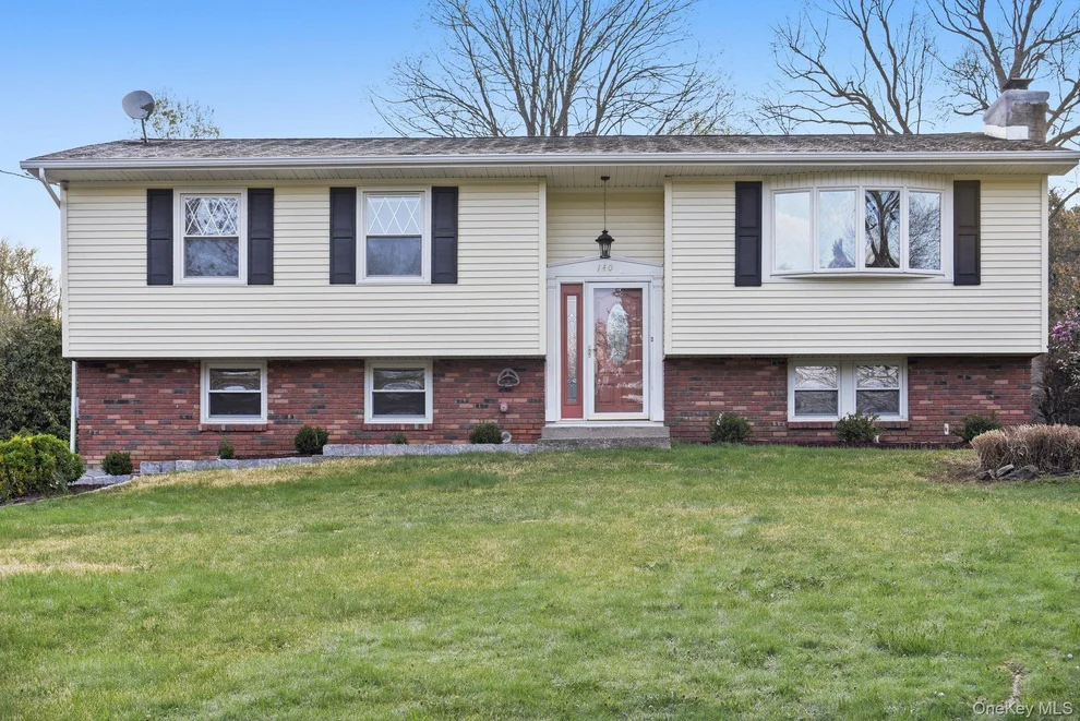 Unit for sale at 140 Chestnut Ridge Road, Carmel, NY 10541