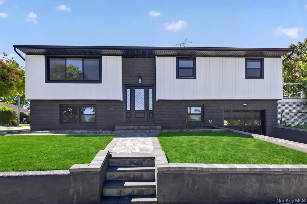 Unit for sale at 115 Arthur Avenue, Hempstead, NY 11001