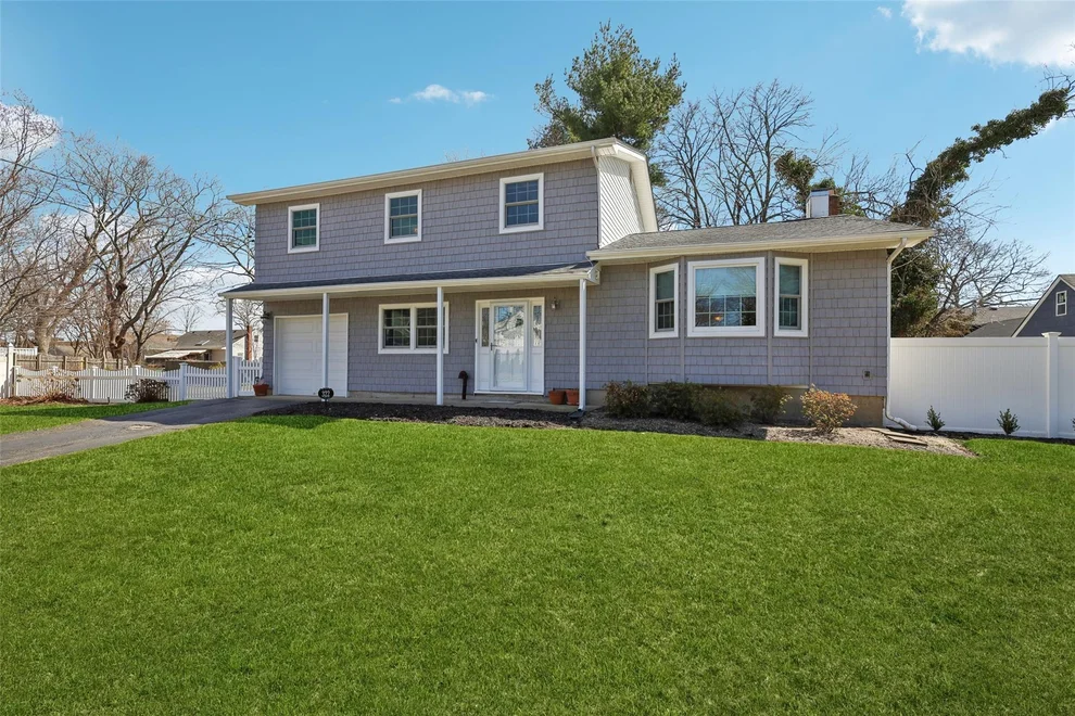 Unit for sale at 322 W 4th Street, Babylon, NY 11729