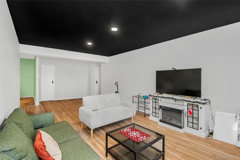 Unit for sale at 75 W 238th Street, New York, NY 10463