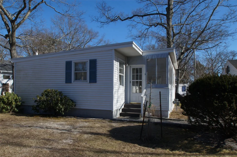 Unit for sale at 12 E Tiana Road, Southampton, NY 11946