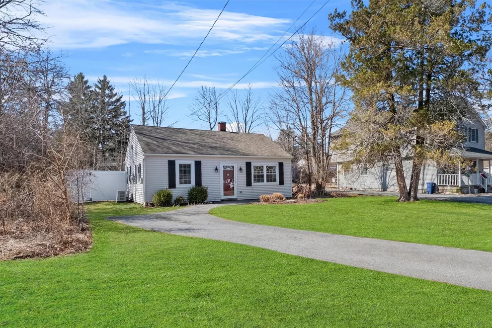 Unit for sale at 7 Lee Road, Cornwall, NY 12518