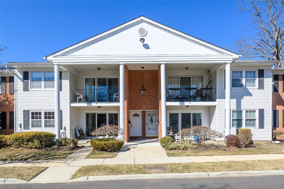 Unit for sale at 135 Santa Barbara Drive, Oyster Bay, NY 11803