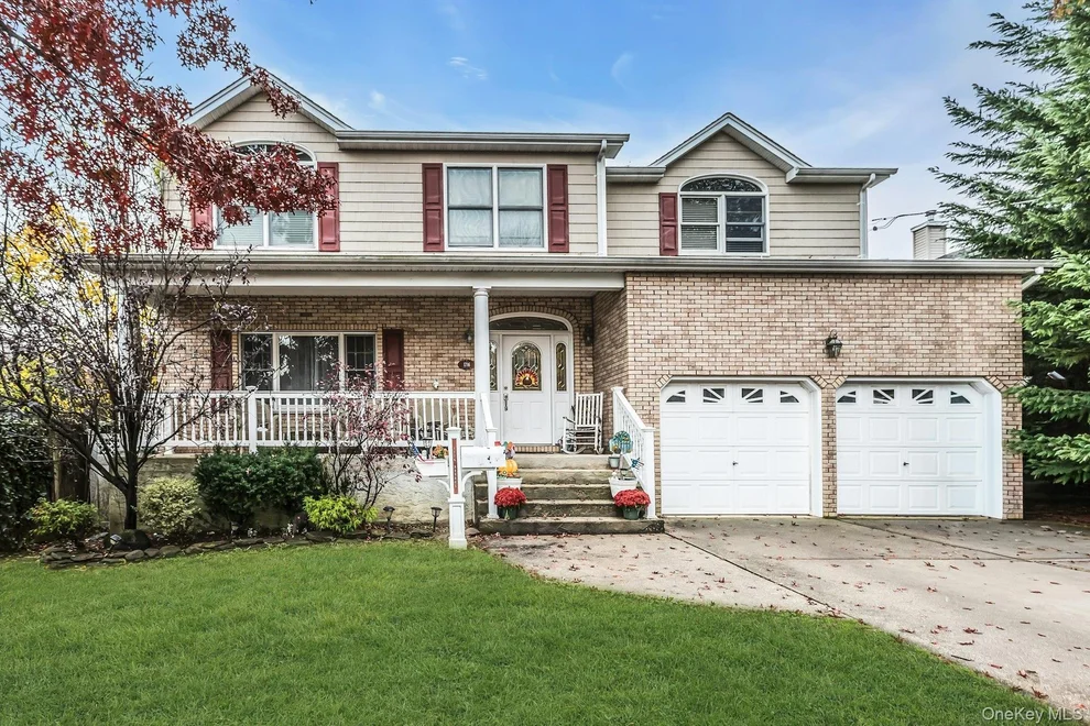 Unit for sale at 1716 Monroe Avenue, Oyster Bay, NY 11783