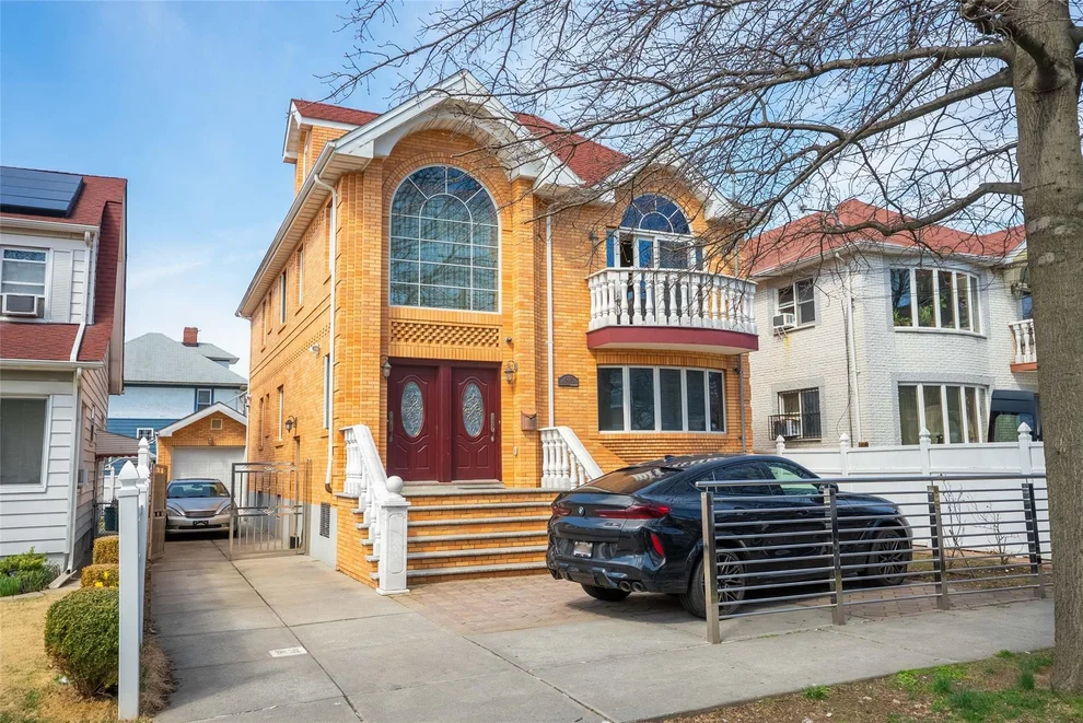 Unit for sale at 42-20 158th Street, New York, NY 11358