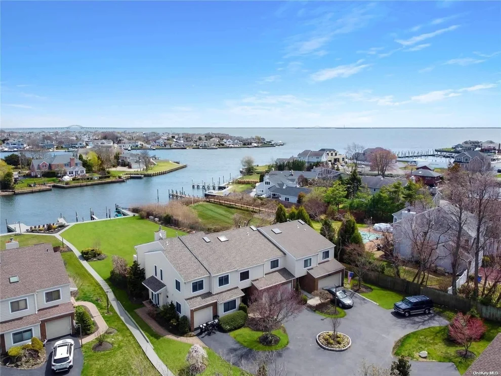 Unit for sale at 9 Hidden Harbor Drive, Babylon, NY 11702