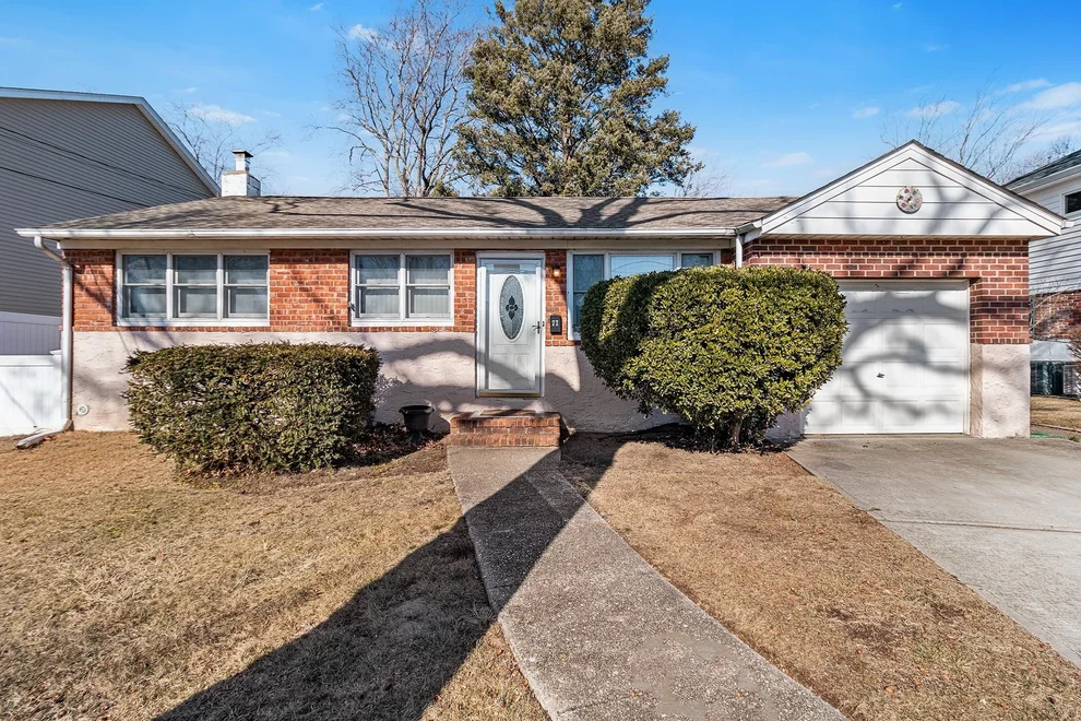 Unit for sale at 77 Boston Avenue, Oyster Bay, NY 11758
