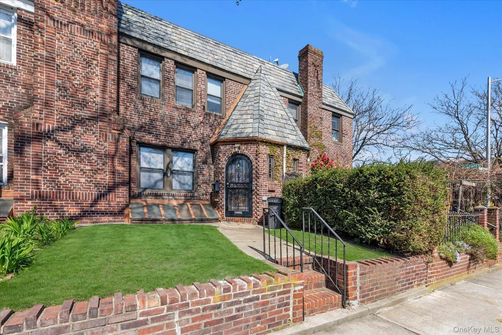 Unit for sale at 6204 Ellwell Crescent, New York, NY 11374