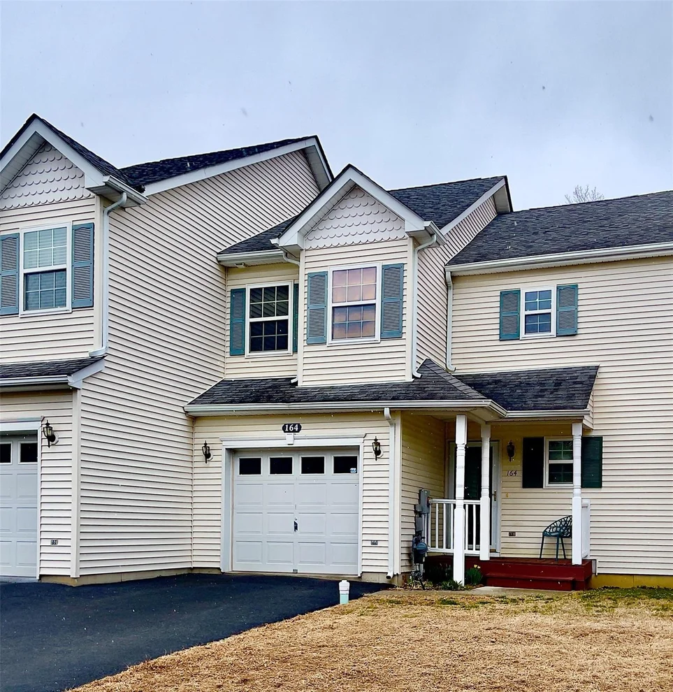 Unit for sale at 164 Pinebrook Drive, Hyde Park, NY 12538