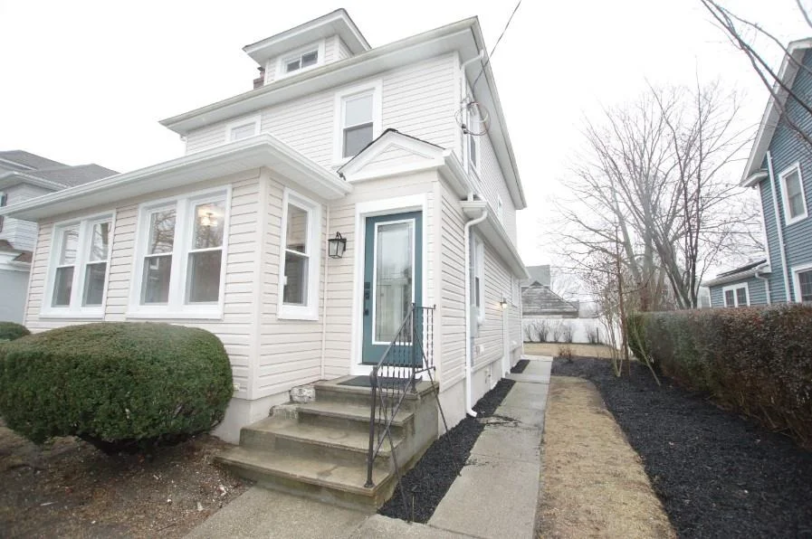 Unit for sale at 23 Hollywood Avenue, Oyster Bay, NY 11758