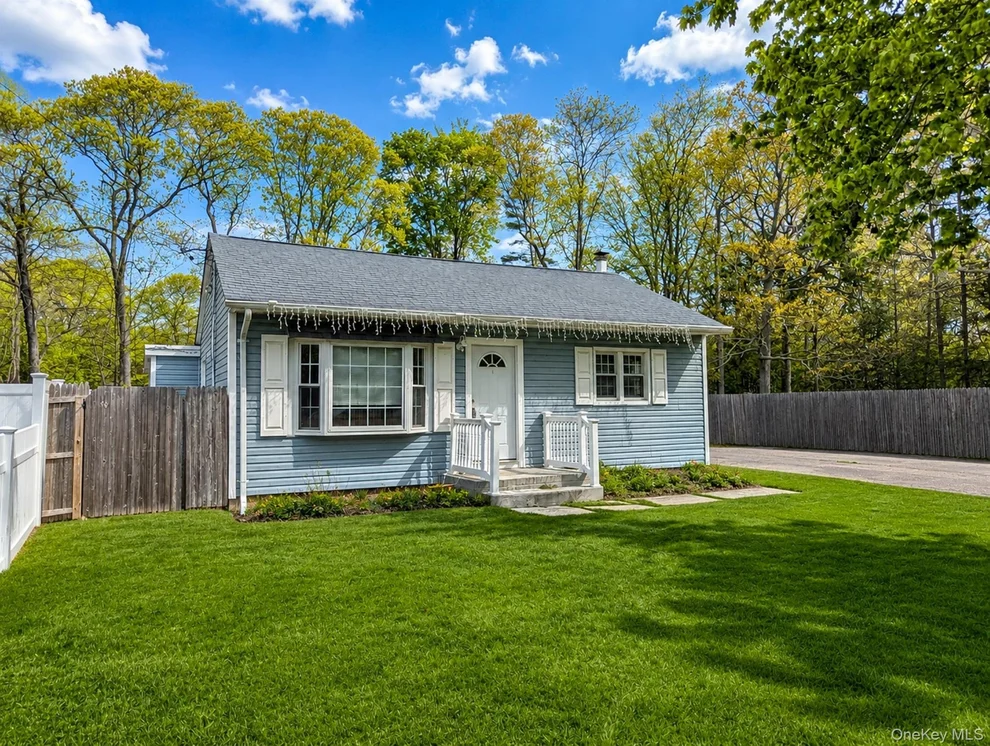 Unit for sale at 137 Baybright Drive E, Brookhaven, NY 11967
