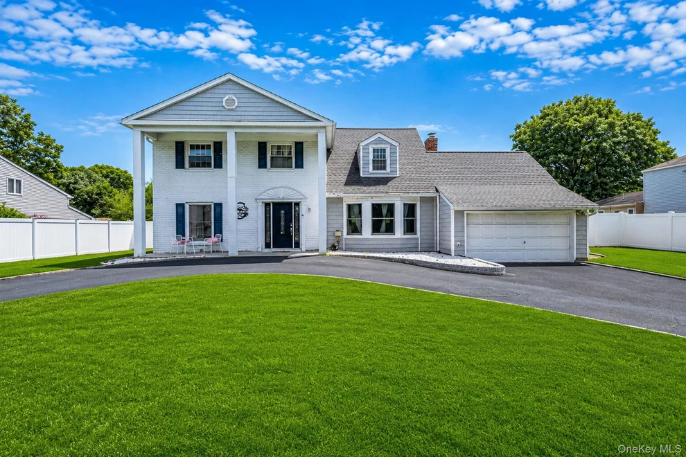Unit for sale at 5 Priscilla Avenue, Brookhaven, NY 11742