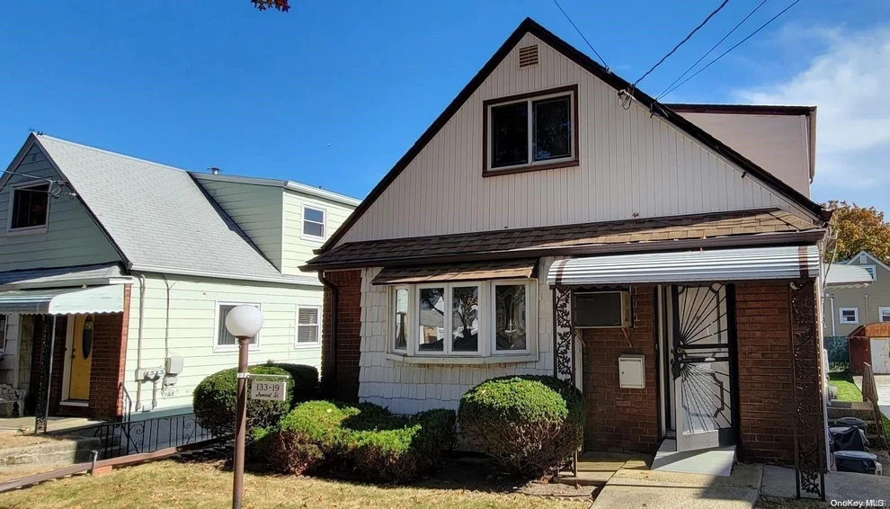 Unit for sale at 133-19 Inwood Street, New York, NY 11436