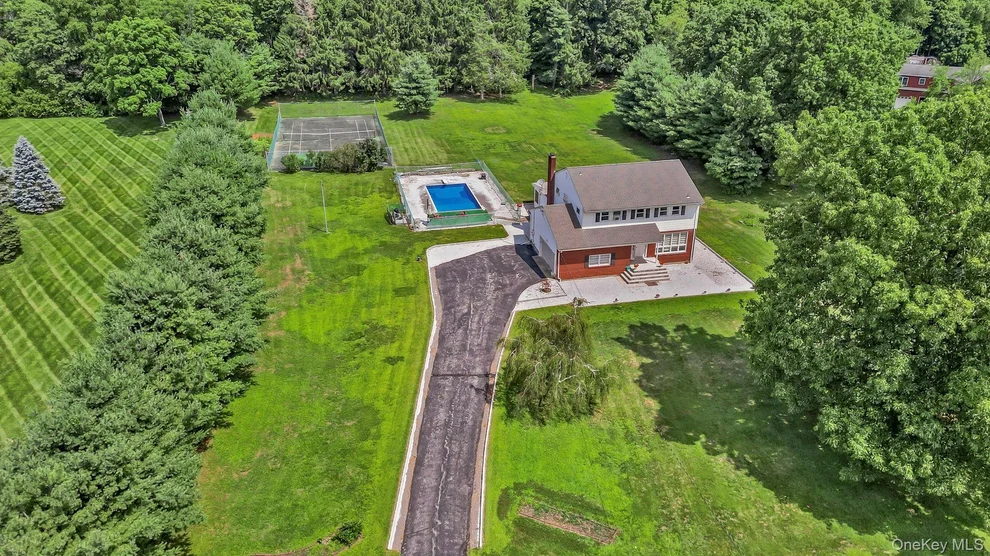 Unit for sale at 6 Kuchler Drive, LaGrange, NY 12540