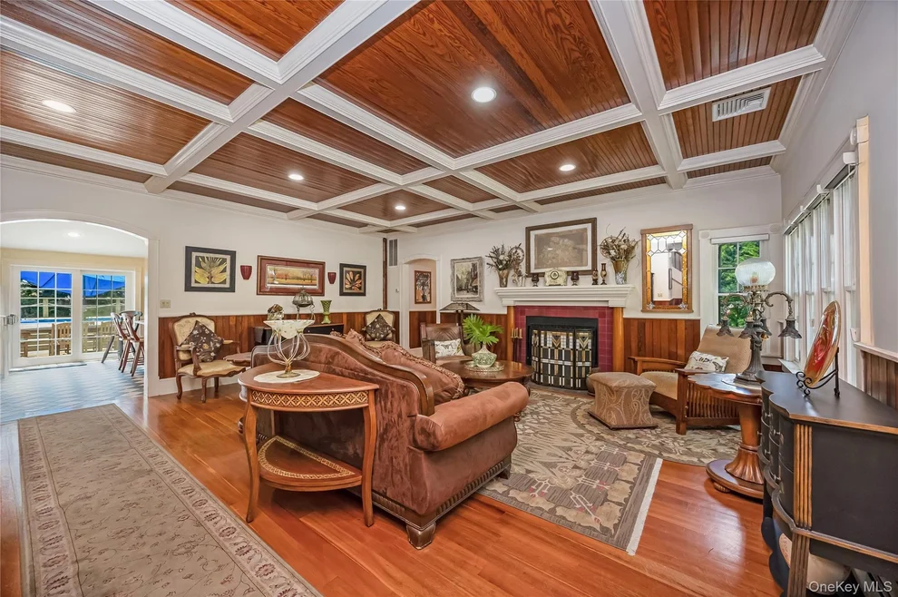 Unit for sale at 14 Danes Street, Brookhaven, NY 11715