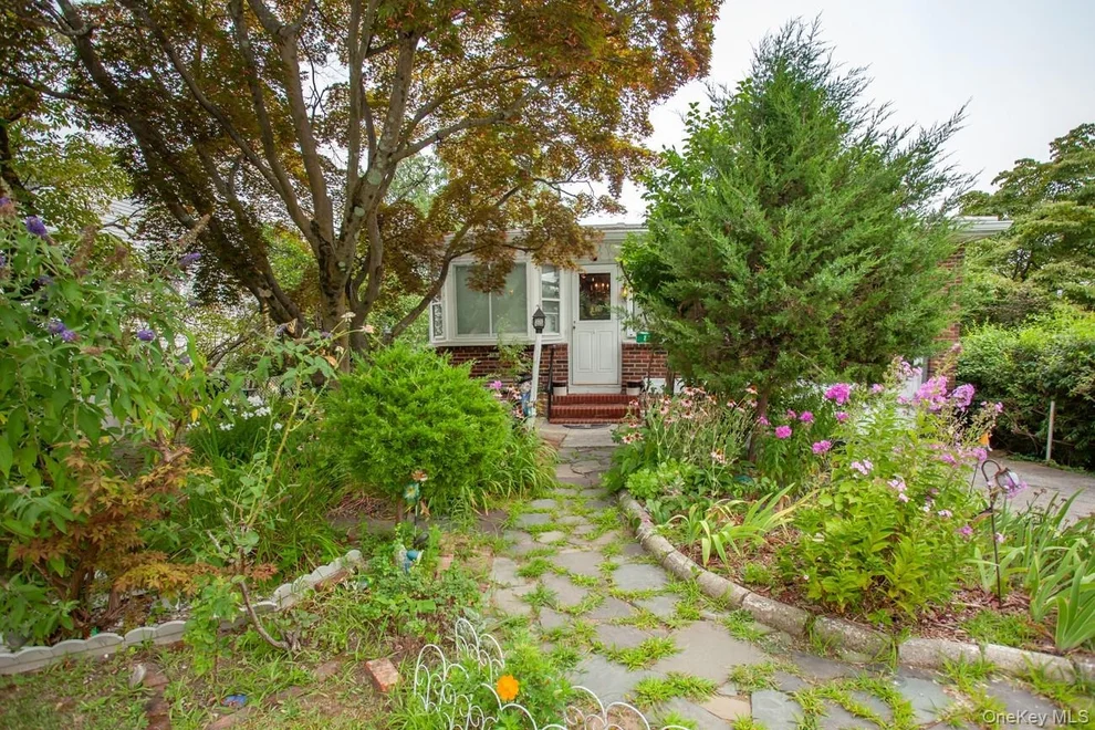 Unit for sale at 211 Broadway, Cortlandt, NY 10596