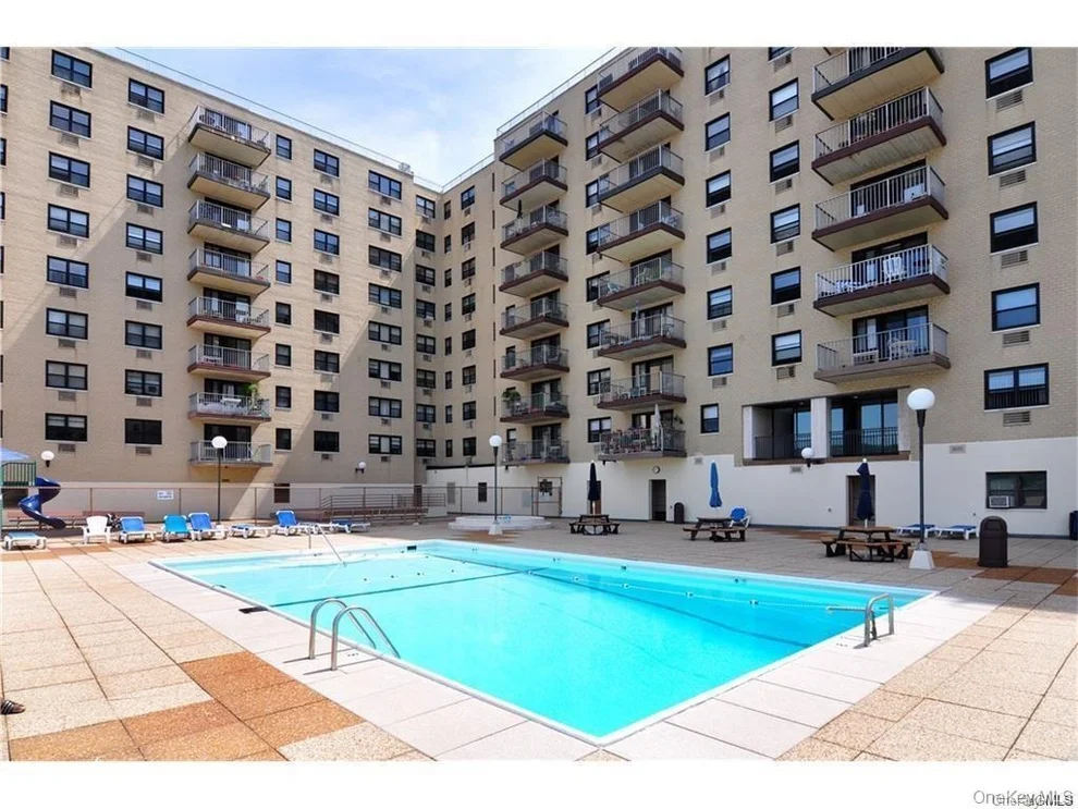 Unit for sale at 1085 Warburton Avenue, Yonkers, NY 10701