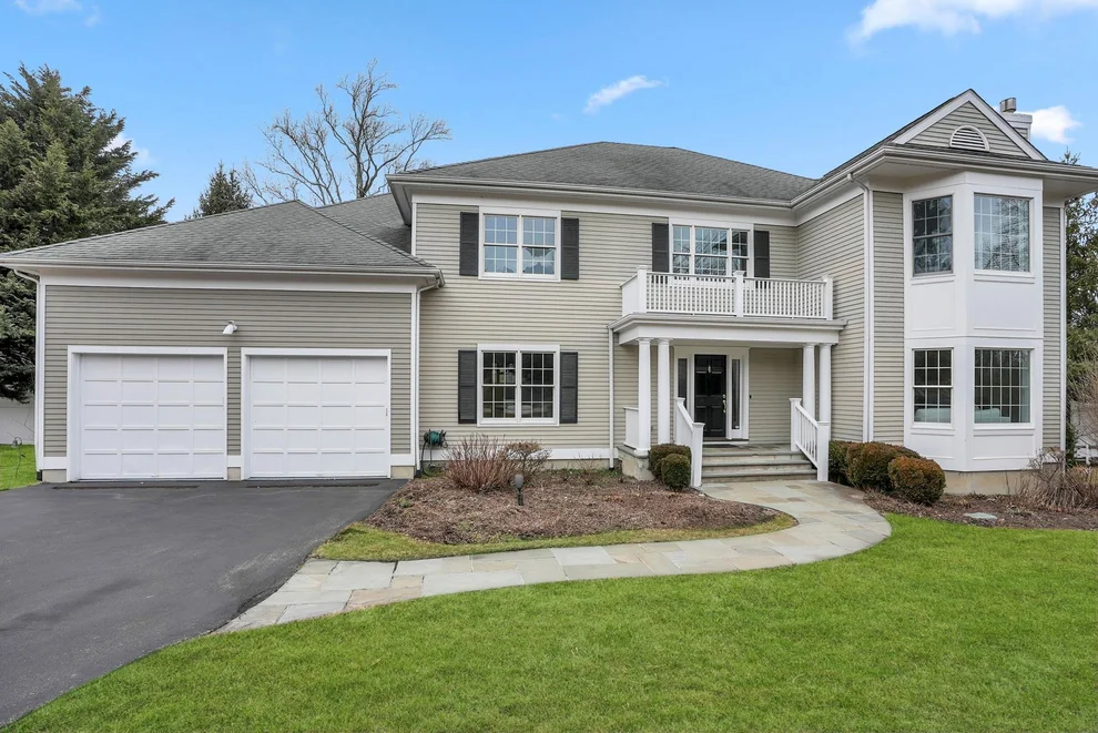Unit for sale at 4 Morris Court, Rye City, NY 10580