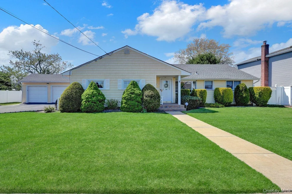 Unit for sale at 378 Harrison Avenue, Oyster Bay, NY 11758
