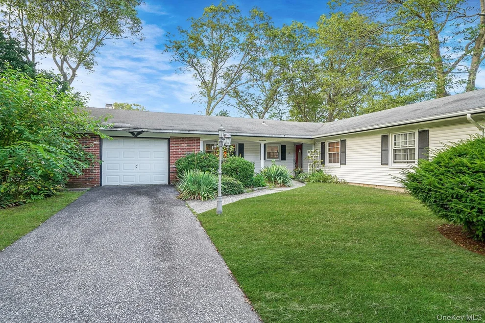 Unit for sale at 17 Whitmore Lane, Brookhaven, NY 11727