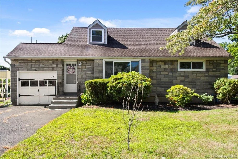 Unit for sale at 17 Wenzel Lane, Stony Point, NY 10980
