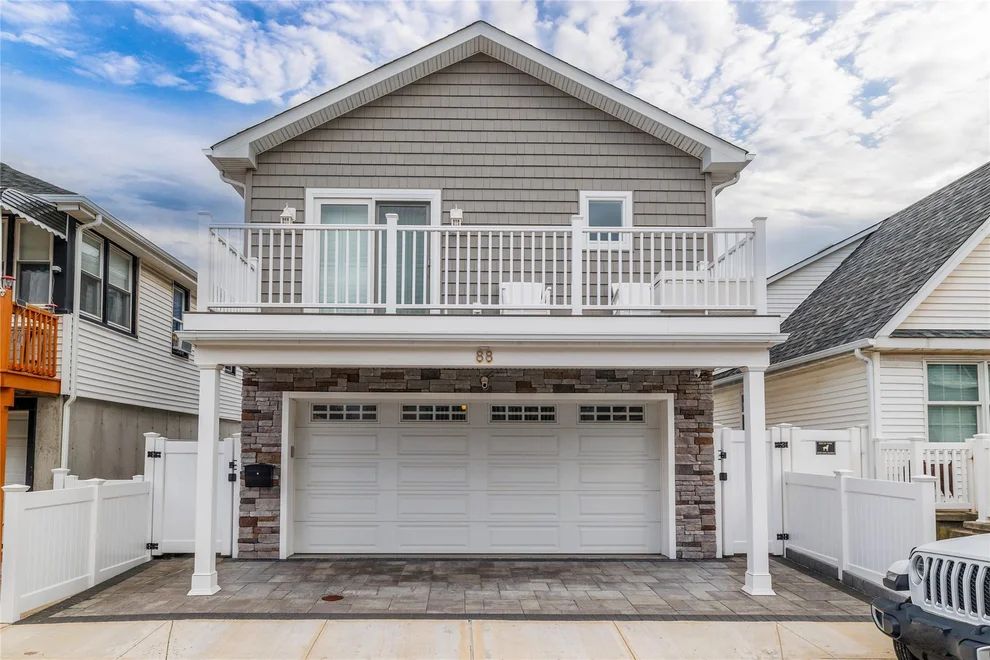 Unit for sale at 88 Oregon Street, Long Beach, NY 11561