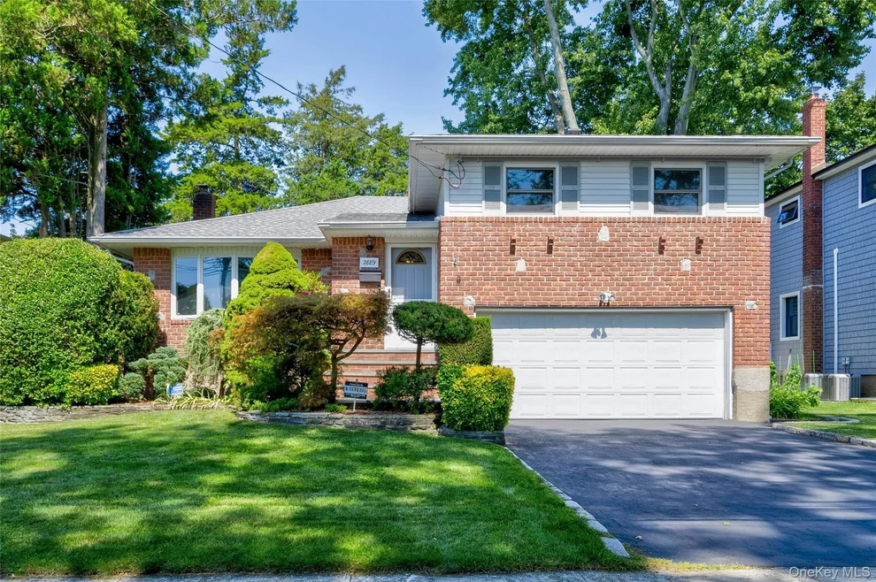 Unit for sale at 2889 Anderson Street, Hempstead, NY 11793