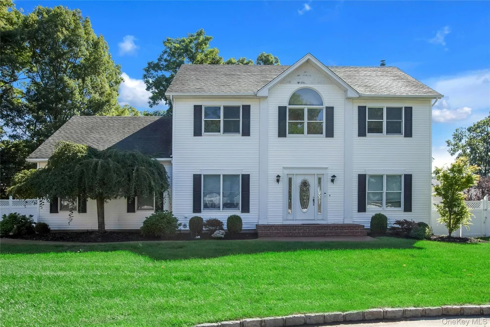 Unit for sale at 11 Raphael Boulevard, Smithtown, NY 11767