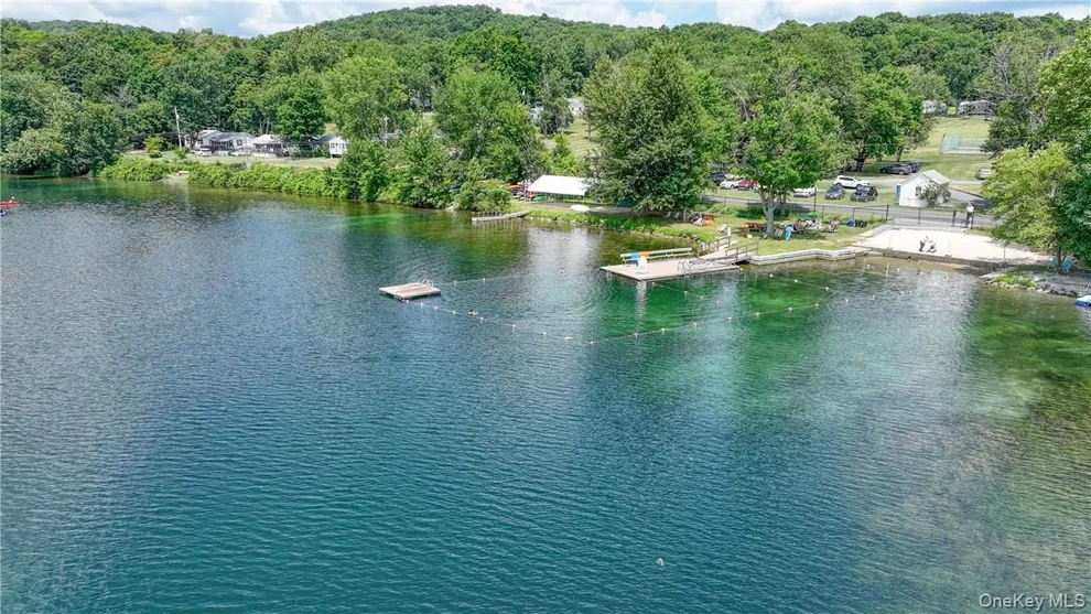 Unit for sale at 60 Hibiscus Cir, Beekman, NY 12533