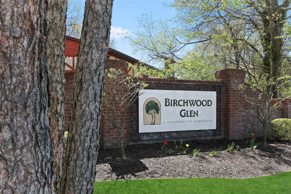 Unit for sale at 7 Glen Hollow Drive, Brookhaven, NY 11742