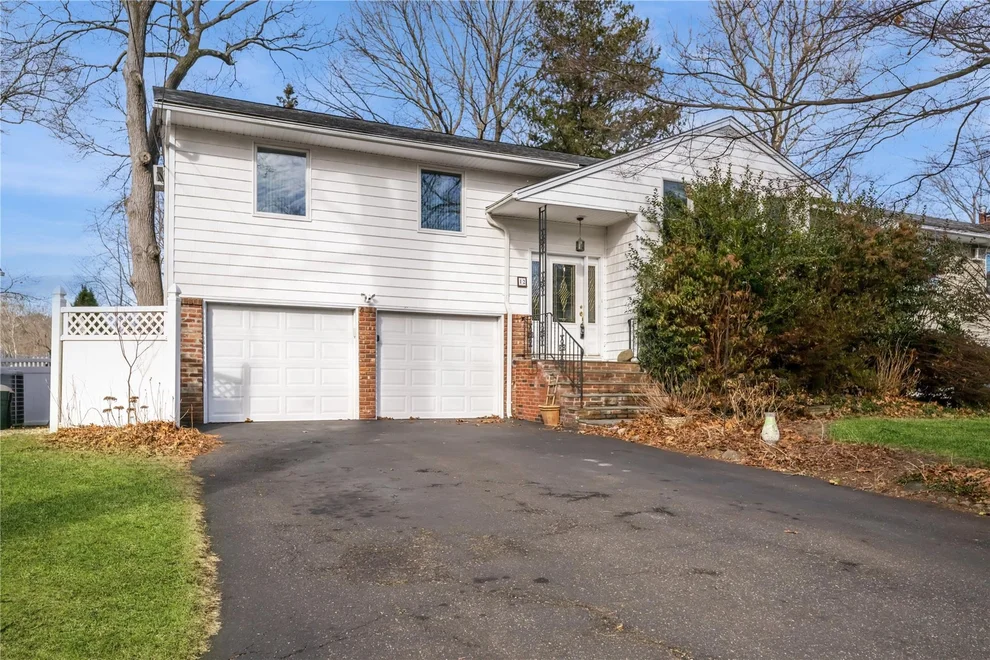 Unit for sale at 12 Stimson Place, Huntington, NY 11743