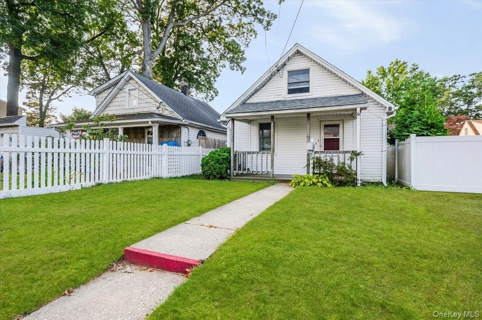Unit for sale at 542 May Street, Hempstead, NY 11550
